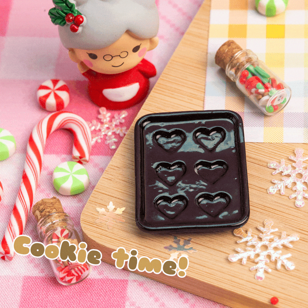 Mrs. Claus' Cookie Dough Clay-Dough Signature Dome™ Slime