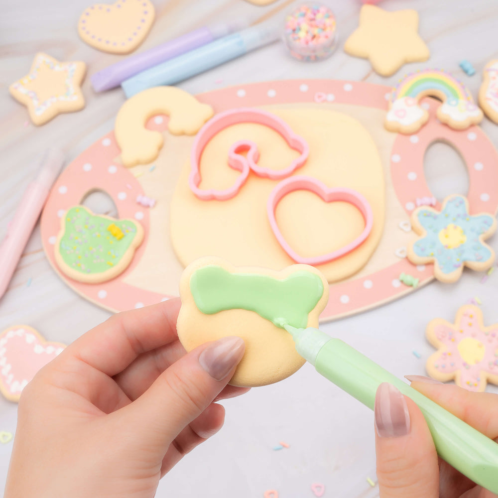Play & Display Sugar Cookie Deco Dough DIY Craft Kit