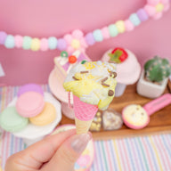 Sanrio® Pompompurin™ Ice Cream Slime Kit
